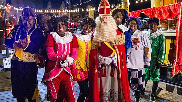 Opnames van de Club van Sinterklaas op de set