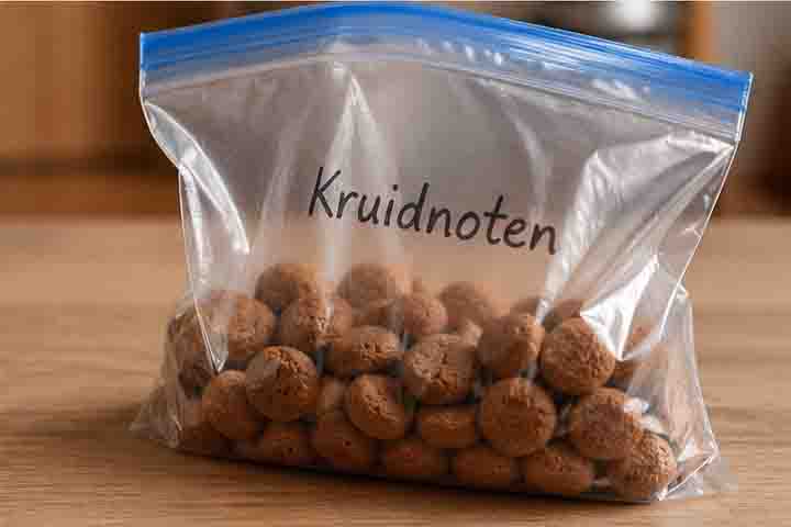 Kruidnoten in een diepvrieszakje